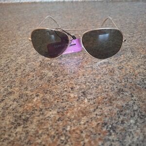 Foster Grant Sunsentials (AVIATOR‎ STYLE) SUNGLASSES A10 GOLD FREE CASE